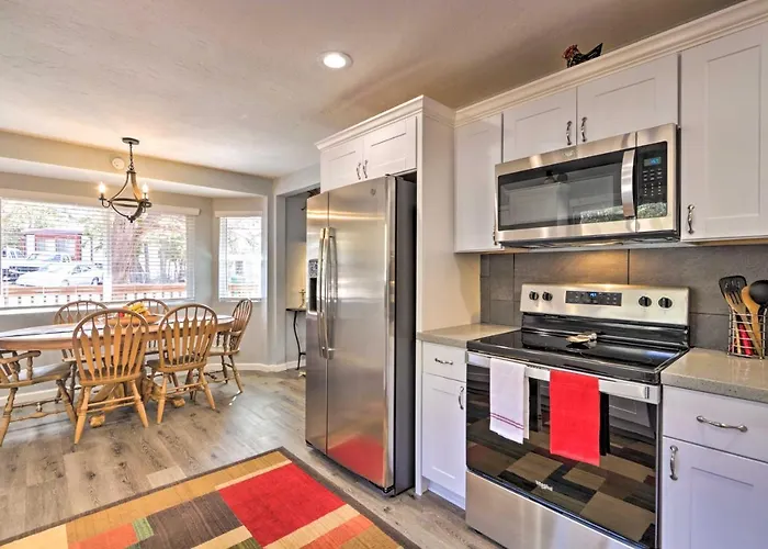 Furnished Deck: Show 'white Mountain Cottage' *